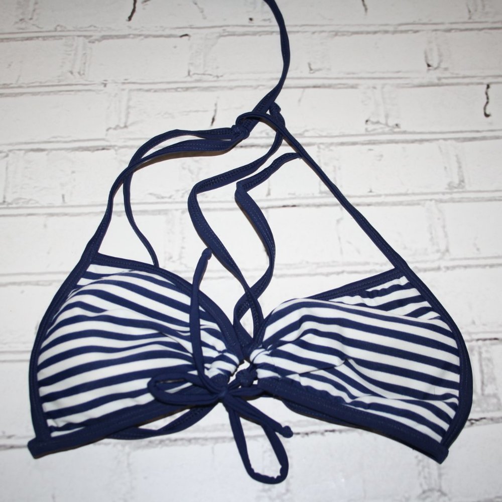⚪🔵 Navy + White Swim Top · dELiAs · Size L* 🔵⚪